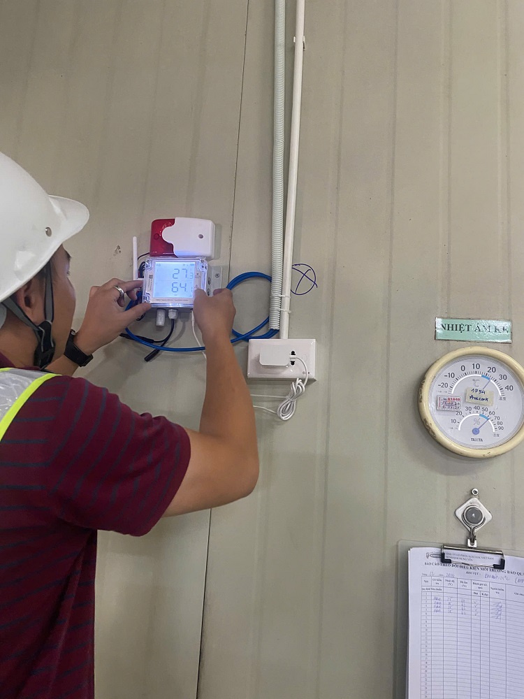 Giám sát nhiệt độ độ ẩm kho thực phẩm